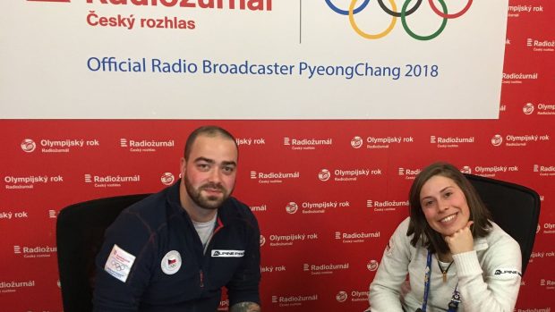 Eva Samková v jihokorejském studiu Radiožurnálu