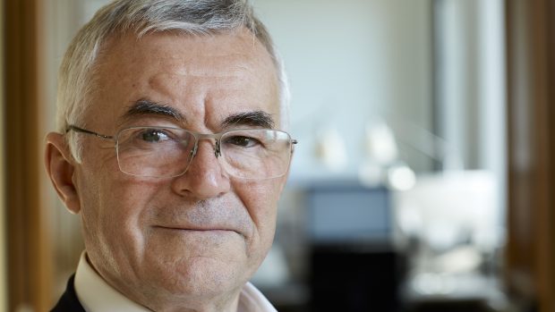 Dr. Rino Rappuoli je šéfem vývoje vakcín v britské farmaceutické společnosti GlaxoSmithKline (GSK) a zároveň profesorem zabývajícím se vývojem vakcín na Imperial College v Londýně