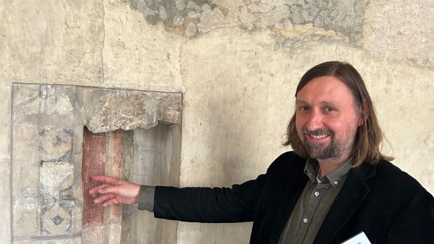 Jan Vojtěchovský z Fakulty restaurování Univerzity Pardubice