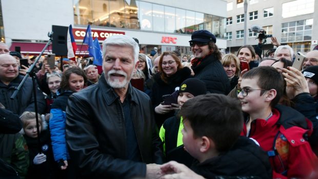 Petr Pavel se svými podporovateli v Ústí nad Labem