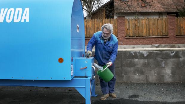 Cisterna s pitnou vodou v Jedousově.