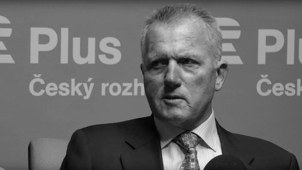 Zemřel Miroslav Macek