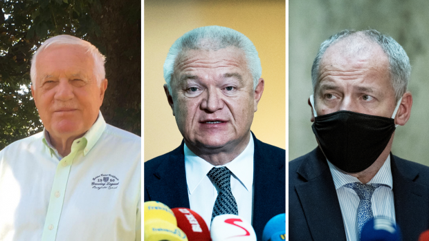 Bývalý prezident Václav Klaus (vlevo), šéf poslanců hnutí ANO Jaroslav Faltýnek (uprostřed) a bývalý ministr zdravotnictví a epidemiolog Roman Prymula dostali pokutu za nenošení roušky na veřejnosti