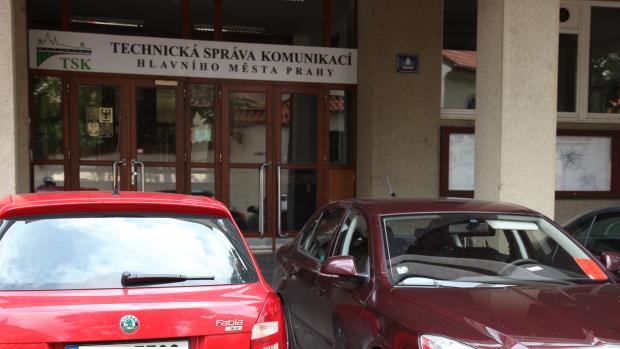 Technická správa komunikací v ulici Řásnovka.
