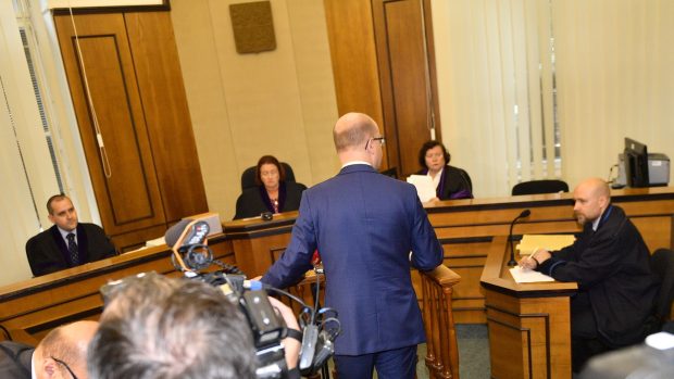 Premiér Bohuslav Sobotka (ČSSD) vypovídá před soudem v kauze privatizace OKD.
