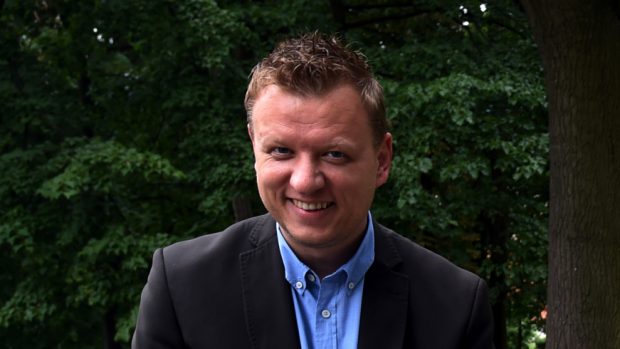 Novým primátorem Teplic je Hynek Hansa (ODS). Po 24 letech v křesle vystřídá Jaroslava Kuberu (ODS).