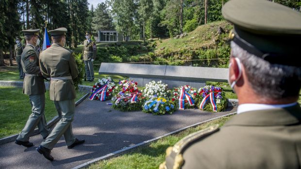 Bez přítomnosti veřejnosti se v Památníku Ležáky uskutečnil pietní akt k 79. výročí vyhlazení osady nacisty