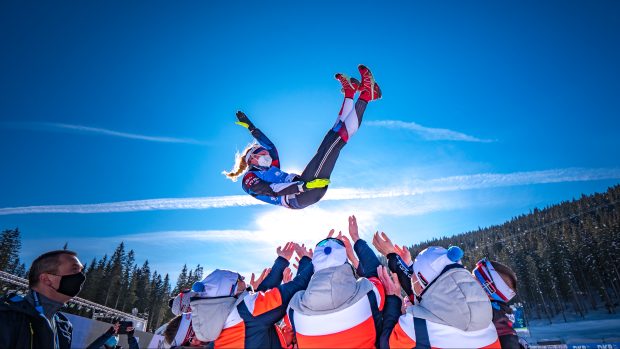 Kolegové z reprezentace Davidovou doslova vyhazovali k nebesům