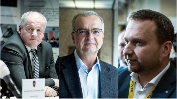 Mimořádná pravidla proti koronaviru porušovali (zleva) exministr zdravotnictví Roman Prymula, předseda poslaneckého klubu TOP 09 Miroslav Kalousek a předseda KDU-ČSL Marian Jurečka