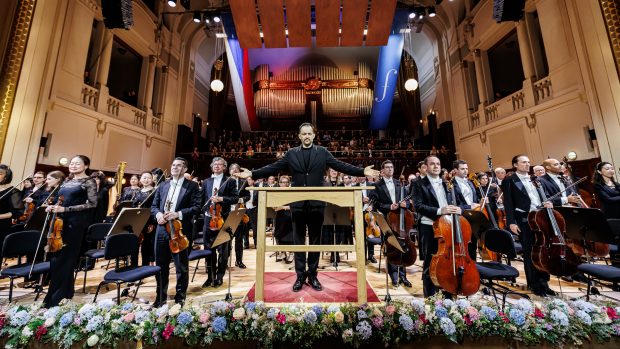 Bostonský symfonický orchestr, jehož nádherný zvuk zná snad každý ze soundtracků k oscarovým filmům Schindlerův seznam nebo Zachraňte vojína Ryana, založil v roce 1881 veterán americké občanské války Severu proti Jihu, byznysmen a filantrop Henry Lee Higginson