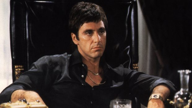 Al Pacino ve filmu Zjizvená tvář.