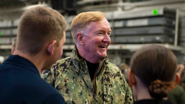 Dnes již bývalý admirál amerického námořnictva James Foggo