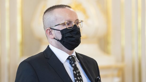 Elitní jednotka slovenské policie ve čtvrtek podle listu Denník N zadržela šéfa civilní tajné služby SIS Vladimíra Pčolinského