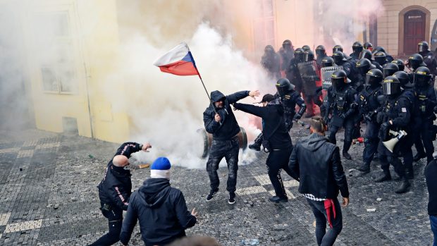 Protest 18. října na Staromětsksém náměstí