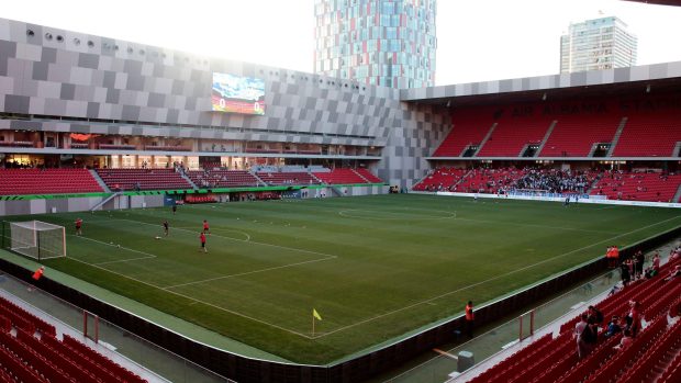 Air Albania Stadium v Tiraně