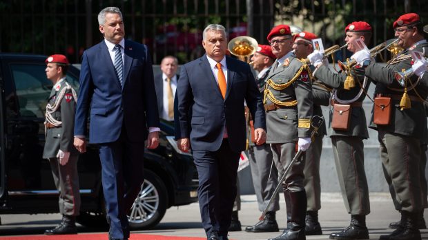 Viktor Orbán a Karl Nehammer kritizovali evropskou koordinaci nákupu plynu