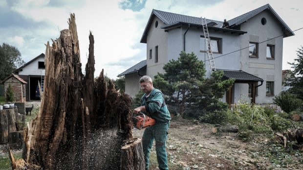 Nejvíce vítr ničil v Hraběticích střechy nebo ploty či vyvracel stromy