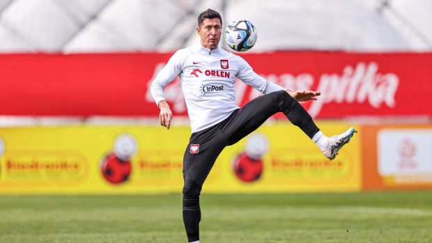 Robert Lewandowski je největší ofenzivní hrozbou Polska
