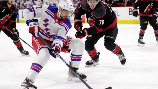 Filip Chytil v dresu NY Rangers