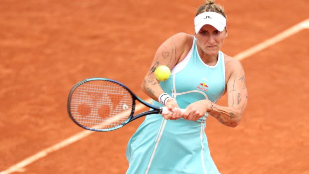 Markéta Vondroušová na antuce během French Open