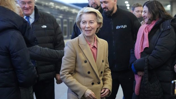 Ursula von der Leyenová dorazila na Ukrajinu (24.2.2025)