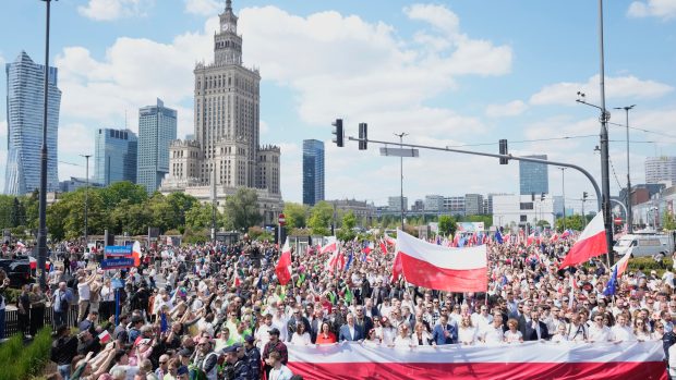 Jeden z předvolebních pochodů v Polsku