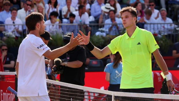 Jakub Menšík vyřadil v prvním kole na turnaji v Nottinghamu domácího Camerona Norrieho