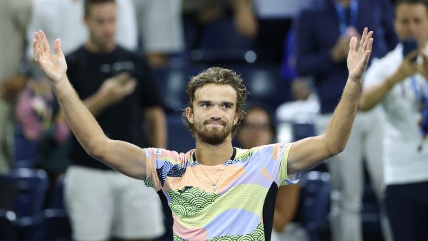 Český tenista Tomáš Macháč postoupil do osmifinále na US Open