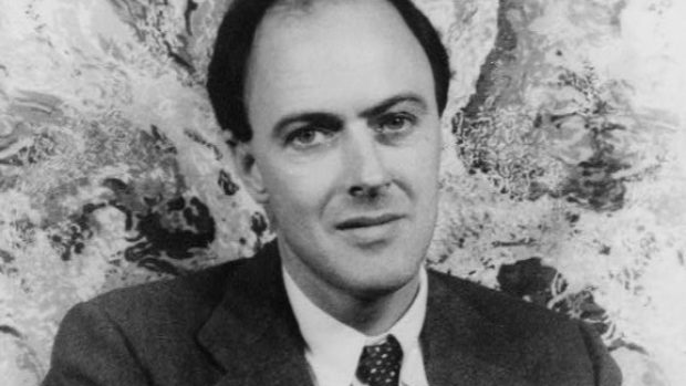 Roald Dahl, autor slavných knížek Karlík a továrna na čokoládu, Obr Dobr, Čarodějnice, Fantastický pan Lišák a Matylda