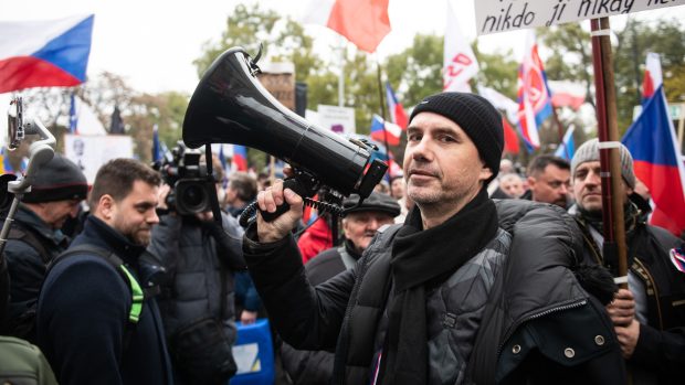 Demonstrace proti České televizi