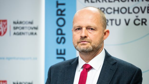 Premiér Petr Fiala uvedl do funkce předsedy Národní sportovní agentury Ondřeje Šebka