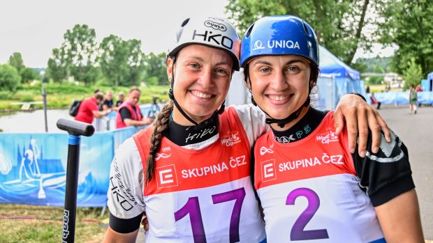 Stříbrná Martina a zlatá Gabriela. Sestry Satkovy si podmanily krátký slalom ve Světovém poháru v Troji