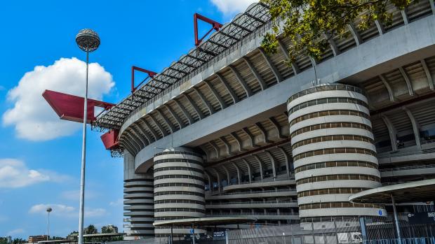 Slavný stadion San Siro