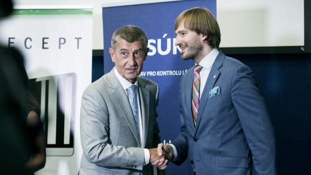 Andrej Babiš, Adam Vojtěch