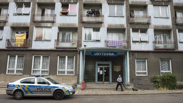 V Ústí nad Labem se zavírají dvě ubytovny, na snímku takzvaná modrá ubytovna.