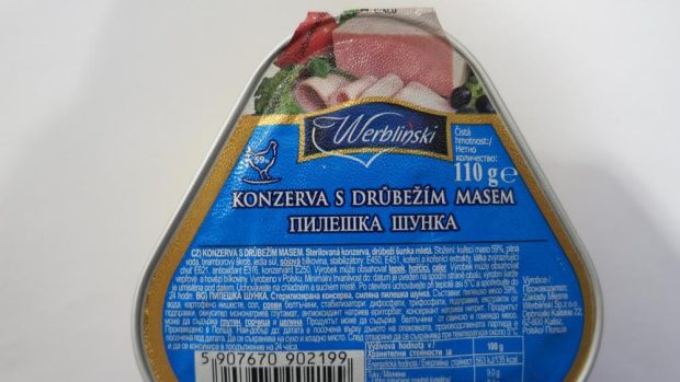 Polská konzerva s ošizeným podílem masa, kterou potravinářská inspekce nařídila stáhnout z prodeje