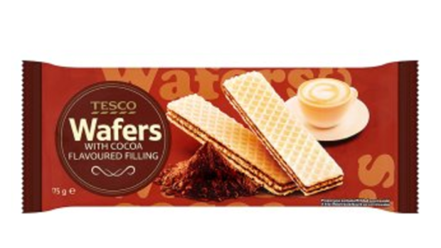 Inspekce stáhla TESCO Wafers WITH COCOA FLAVOURED FILLING v balení 175g.