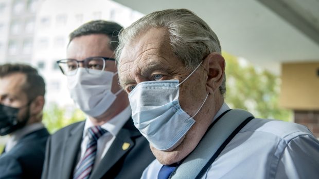 Prezident Miloš Zeman během prvního kola senátních voleb