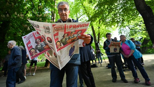 Komunisté se sešli na prvomájové akci v Praze
