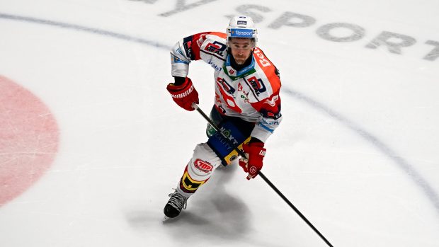 Roman Červenka dělal, co mohl, ale na soupeře z Pardubic to v rozhodujícím finále nestačilo