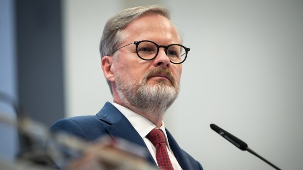 Premiér Petr Fiala (ODS) na tiskové konferenci po jednání vlády