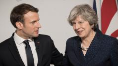 Francouzský prezident Emmanuel Macron a britská premiérka Theresa Mayová při britsko-francouzském summitu