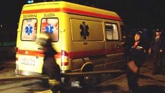 Hasiči u ambulance