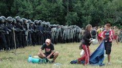 CzechTek 2005 - sobotní zásah policie