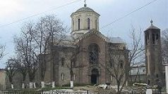 Vypálený kostel sv. Sávy v Kosovské Mitrovici