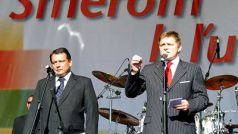 Jiří Paroubek a Robert Fico na mítinku v Bratislavě