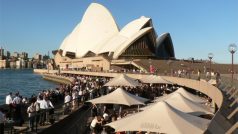 Opera house v Sydney