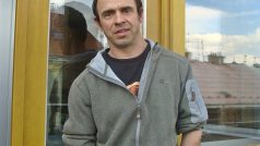Petr Forman před studiem RW