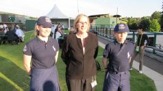 Ellie, Anne Rundleová a Richard