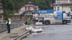 Škody po povodni ve Hřensku na Děčínsku